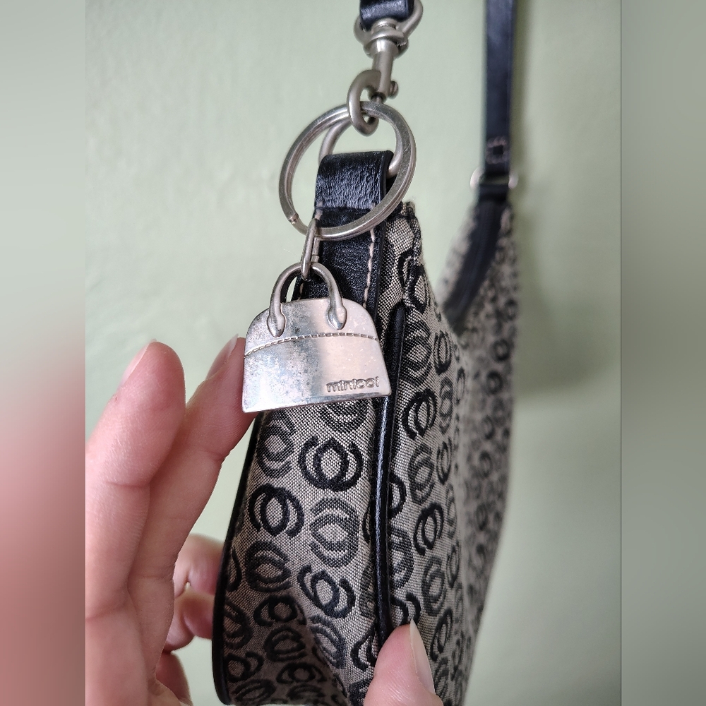 Minicci Hobo-style Patterned Canvas Logo Print Shoulder Bag - Picture 4 of 16